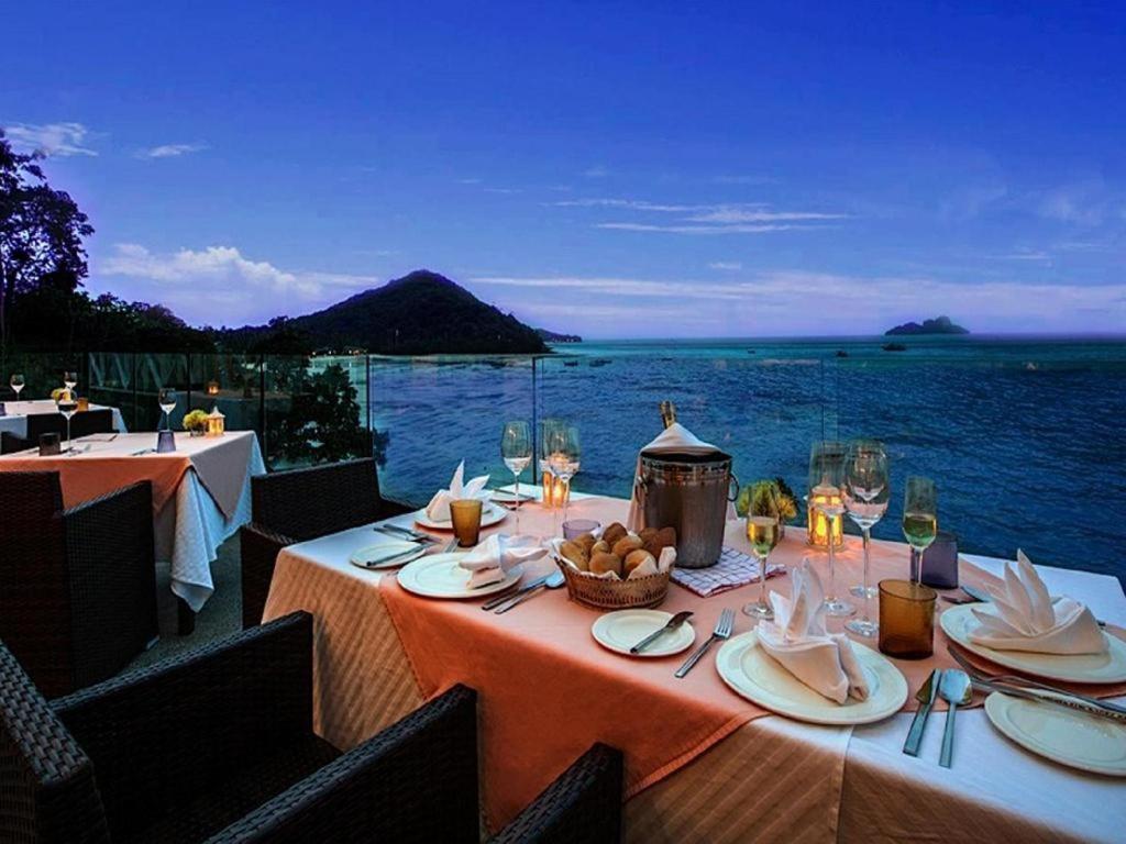 Villa 360 Resort And Spa Ko Phi Phi Exterior foto