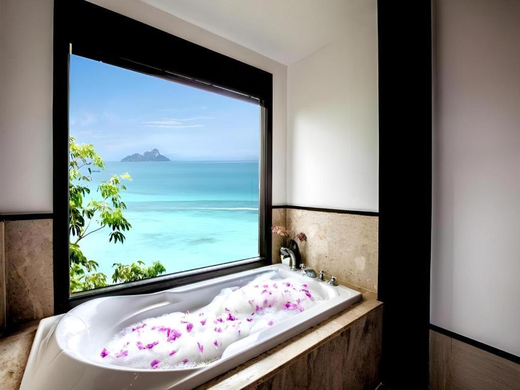 Villa 360 Resort And Spa Ko Phi Phi Exterior foto